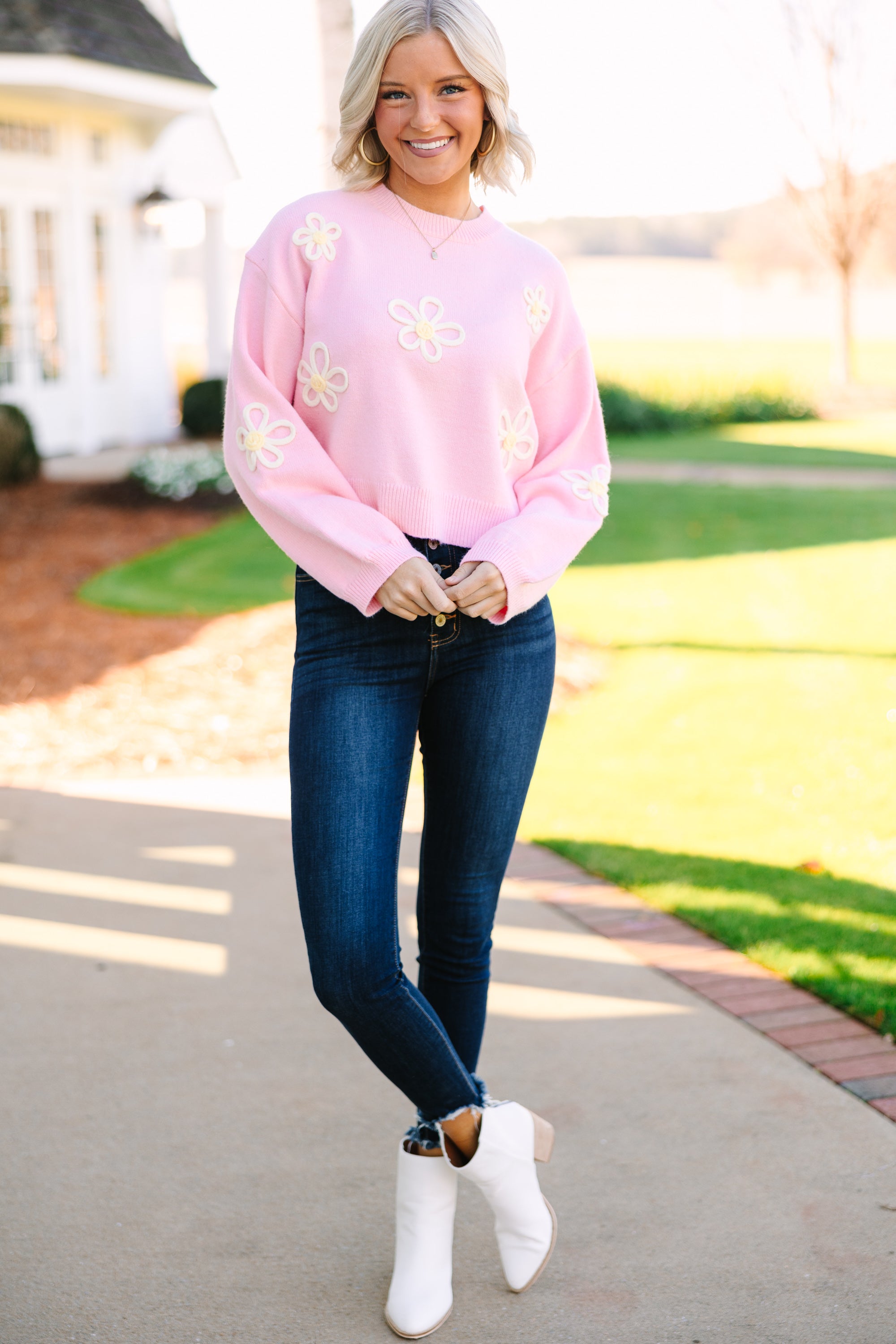 Gorgeous Femme Light Pink Floral Sweater - A Must - Have!
