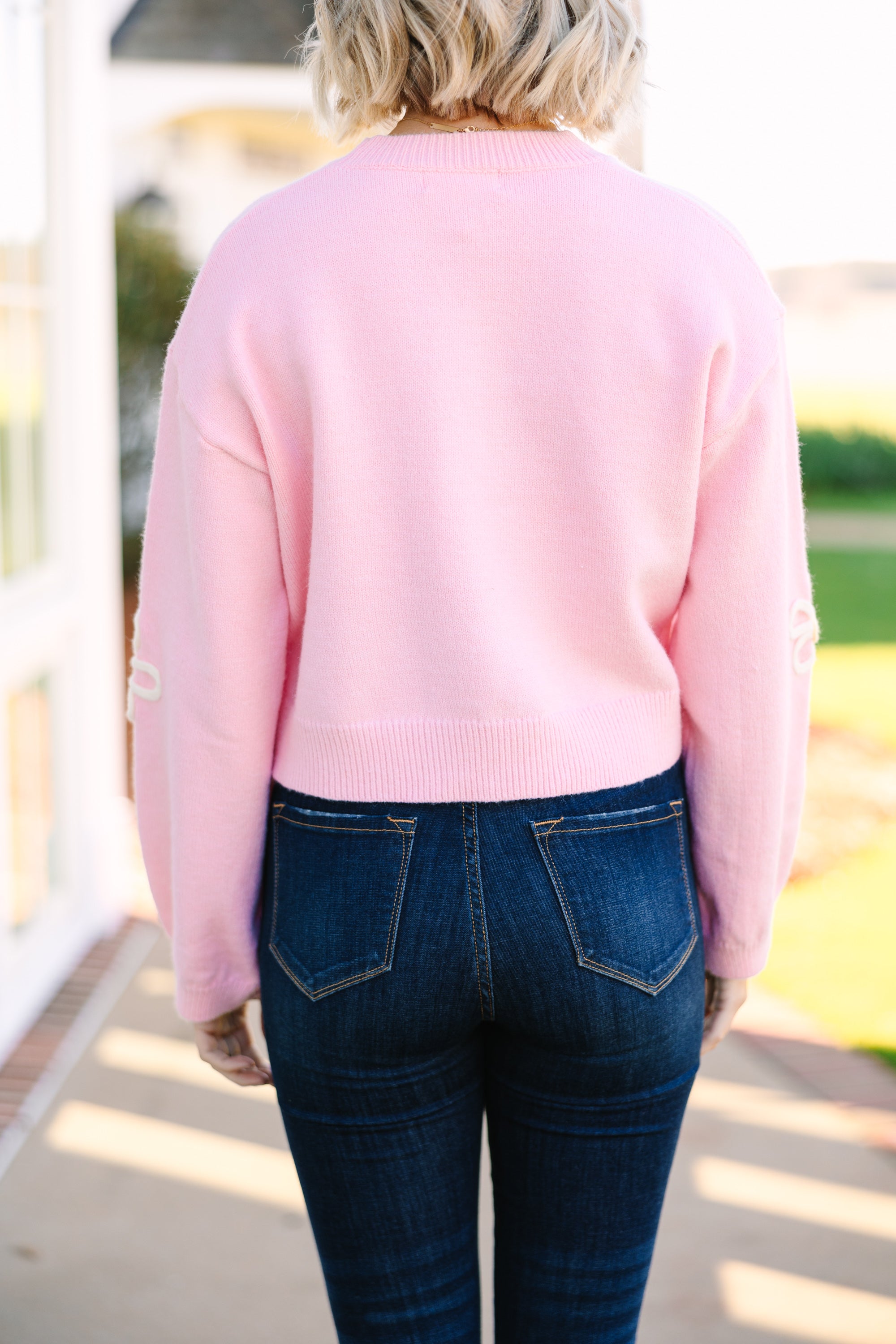 Gorgeous Femme Light Pink Floral Sweater - A Must - Have!