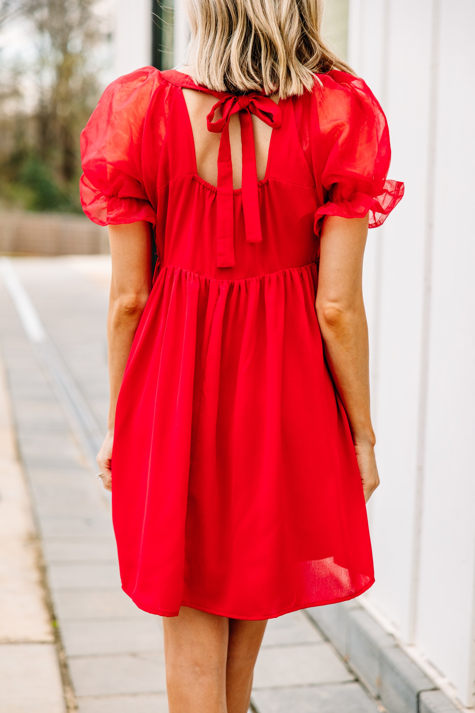 Gorgeous Red Bubble Sleeve Dress - A Cut Above the Rest!