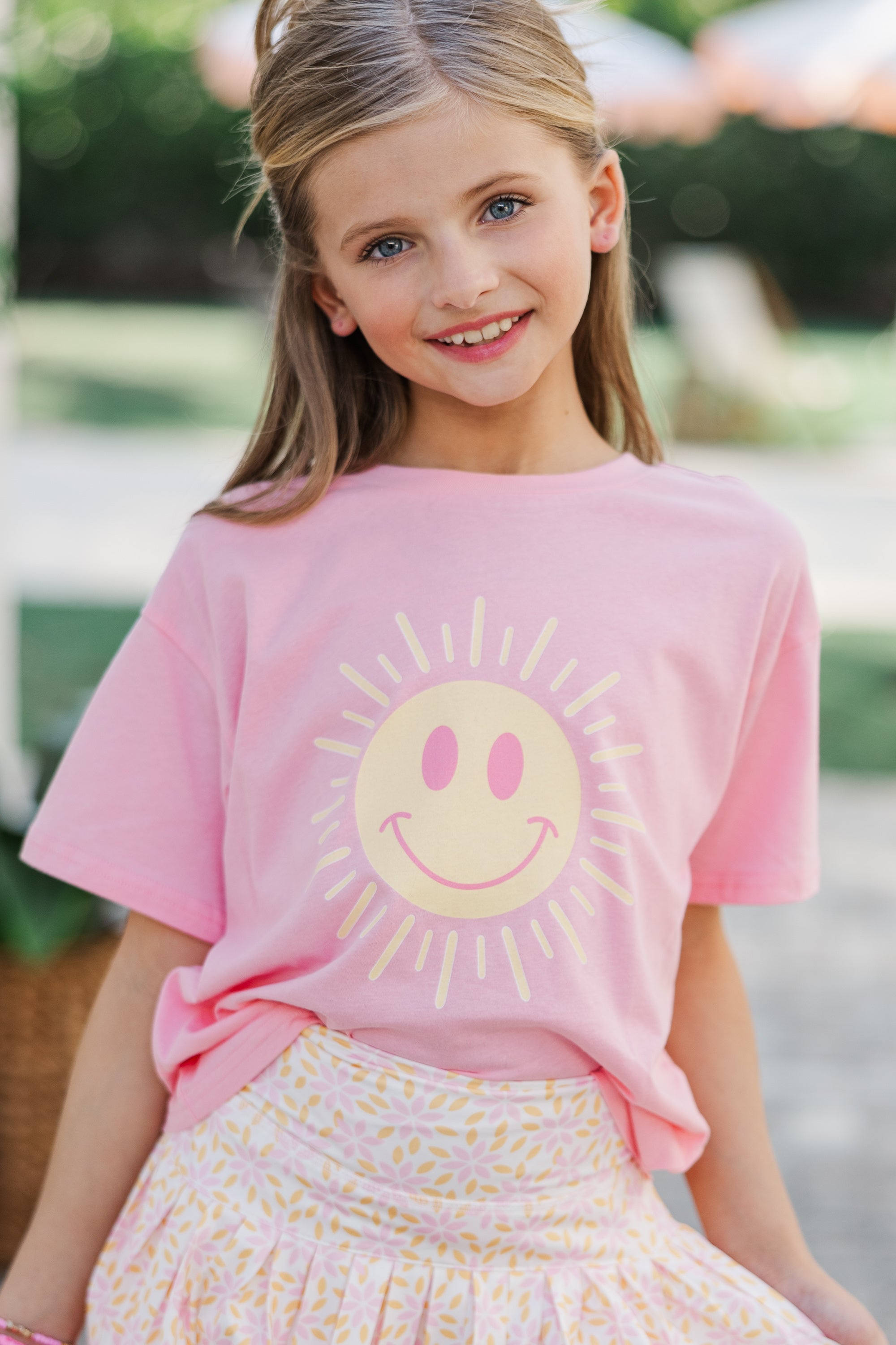 Girls' Sunshine Day Happiness Blush Graphic Tee - Must-Have!