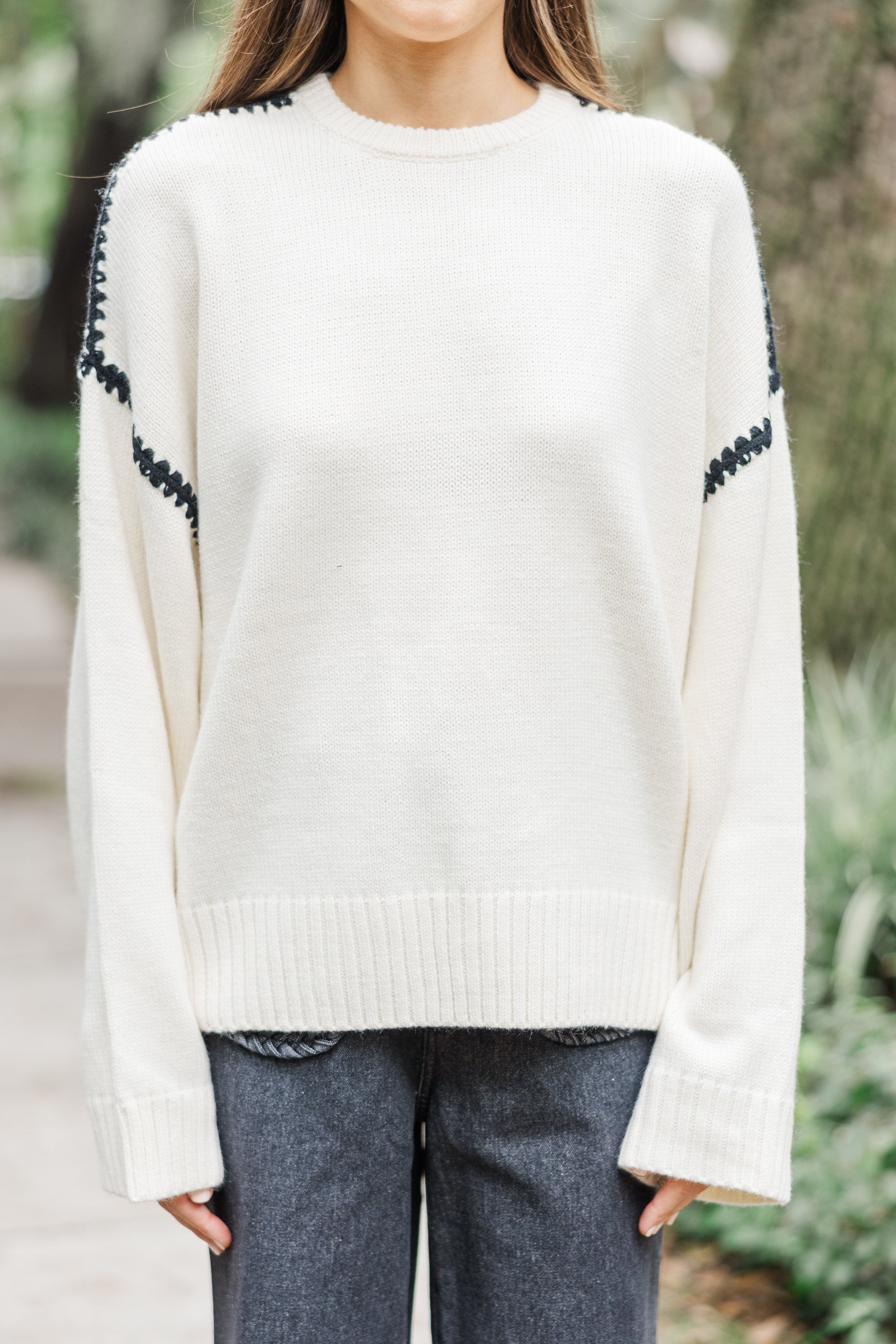 Adorable Cream White Contrast Stitch Sweater - A Must-Have!