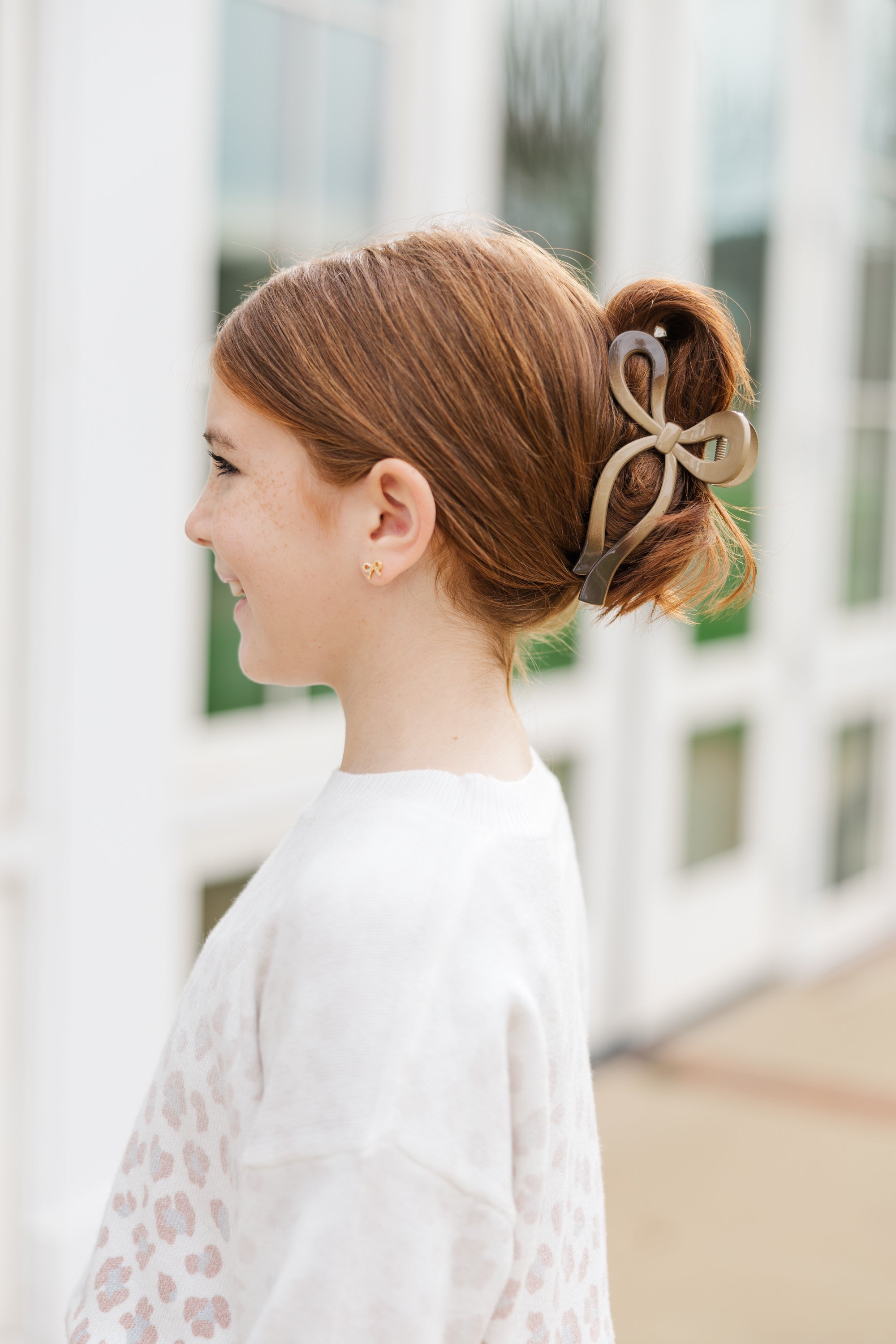 Girls' Allie Brown Bow Claw Clip - Irresistible Hair Accessory!