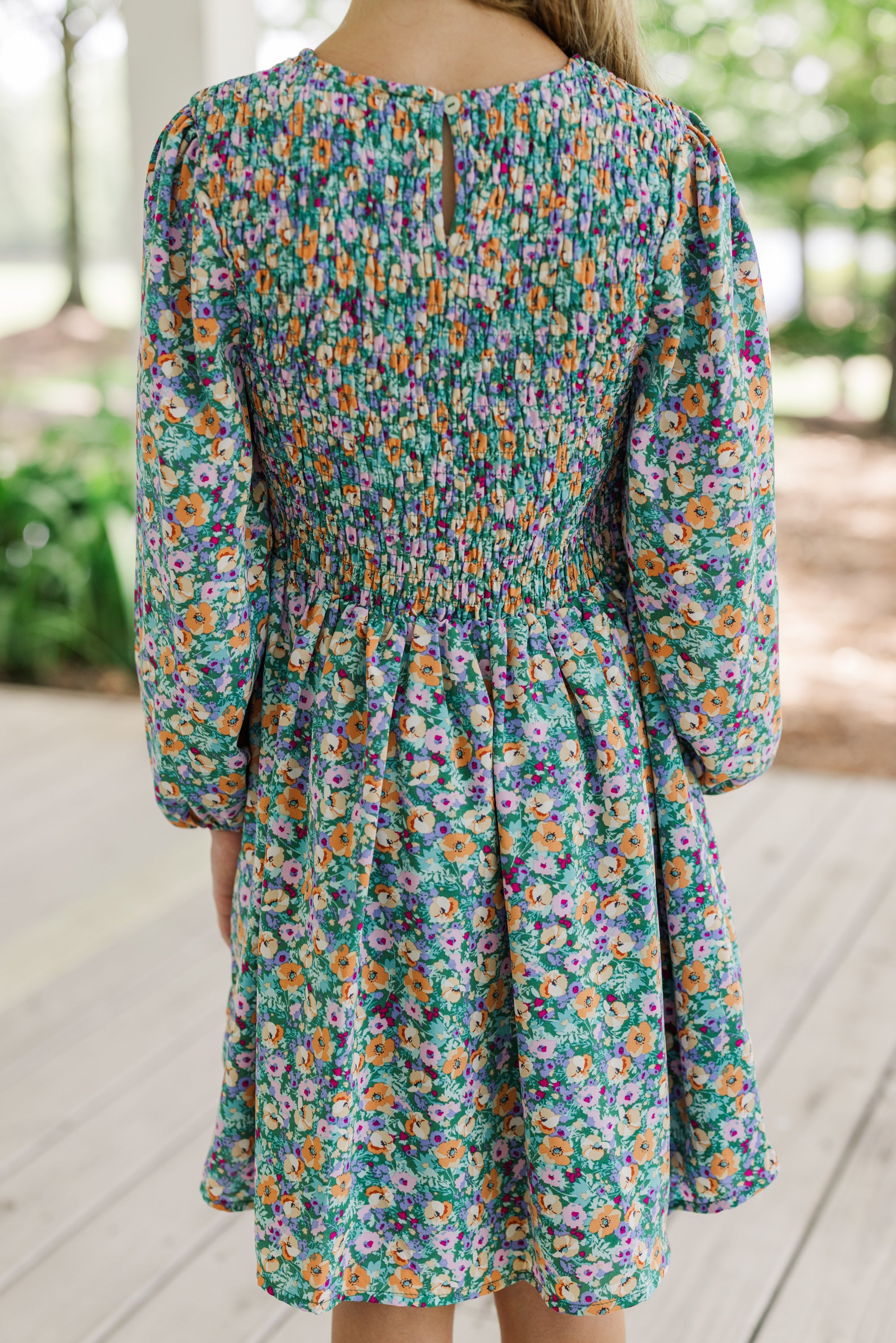 Girls' Enchanting Green Ditsy Floral Dress - Get Up Close and Personal!