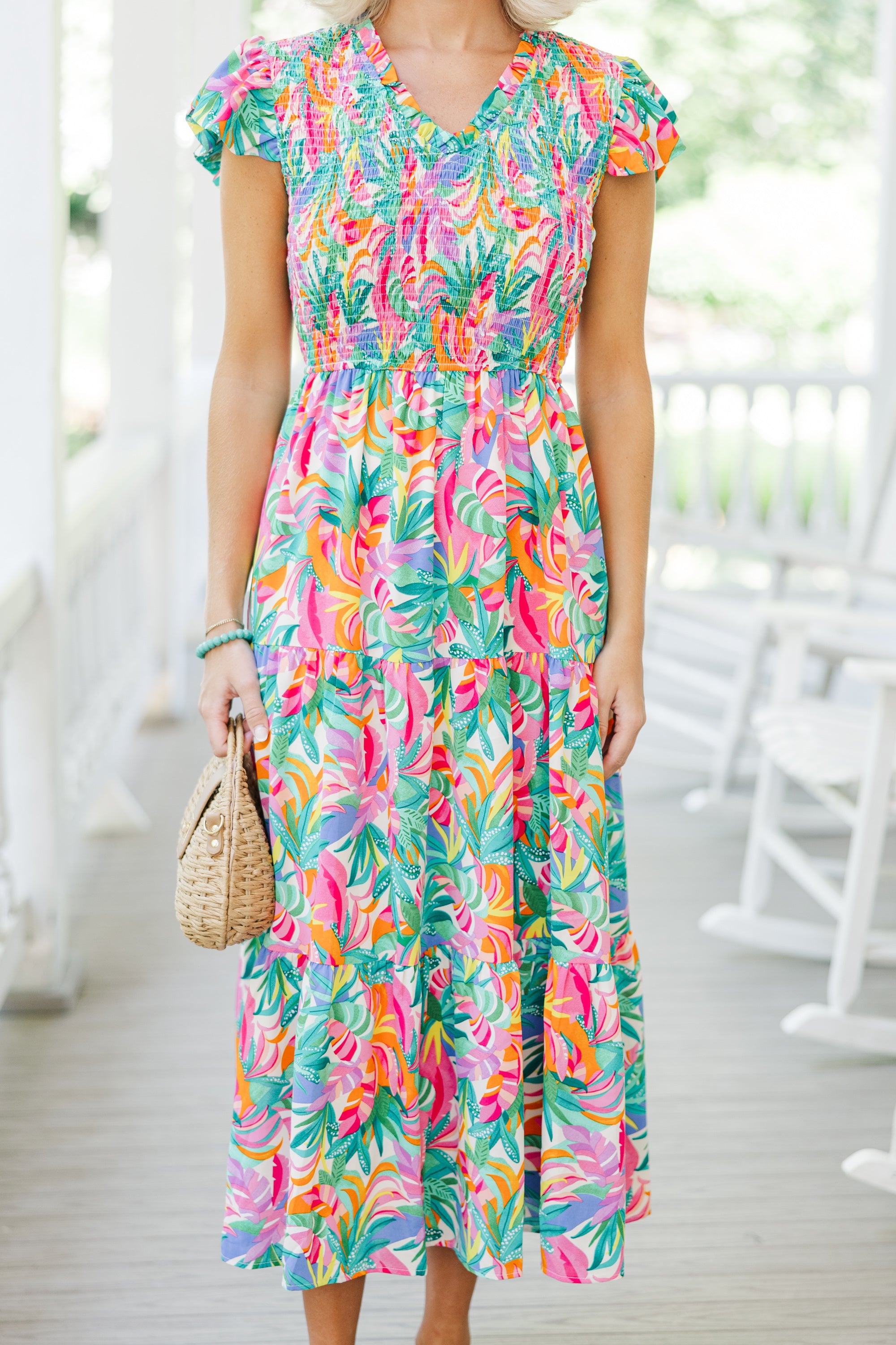 Paradise-Inspired Green Tropical Maxi Dress: A Must-Have!