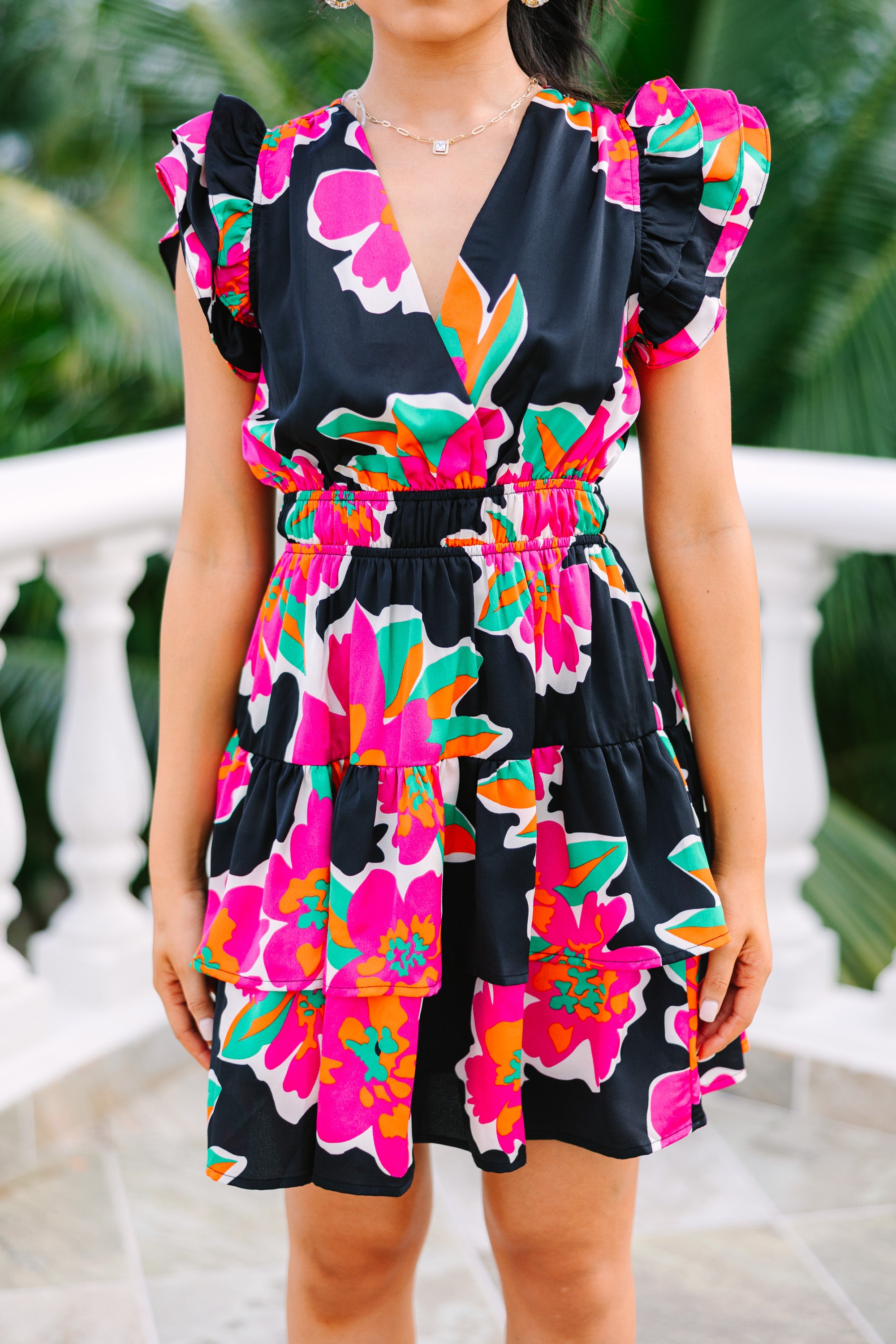 Chic Black Floral Dress: Go Your Own Way!