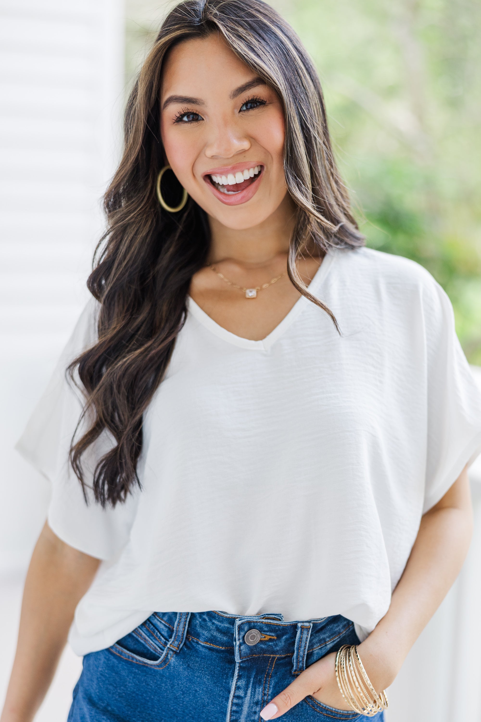 Hurry! White Classic Must-Have Top